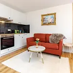 Apartment Fullhouse Premium R31 *