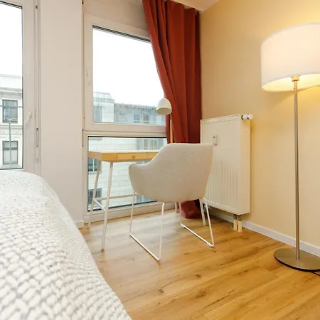 Fullhouse Premium R31 * לייפציג