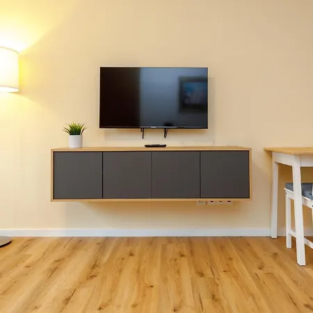 Fullhouse Premium R31 * לייפציג